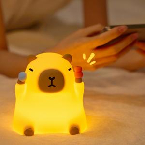 Capybara silicone lamp